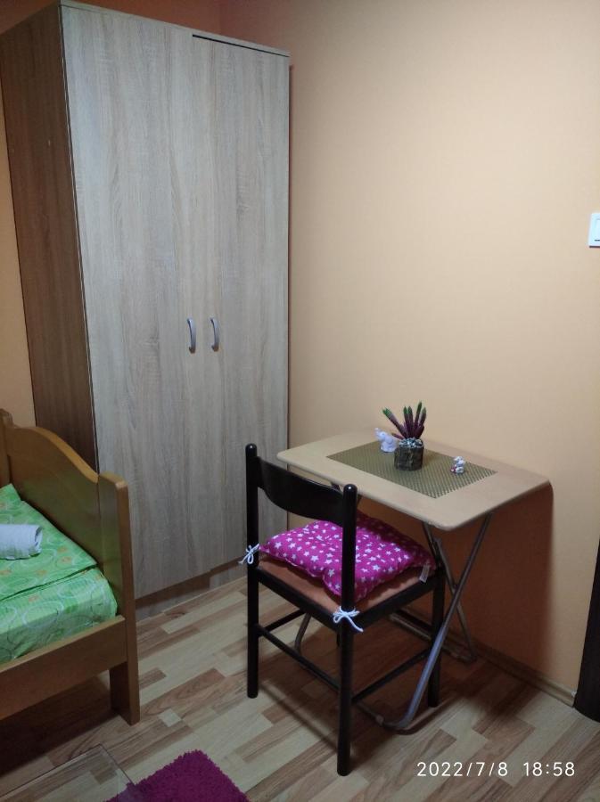 Buric Rooms Niksic Exterior photo